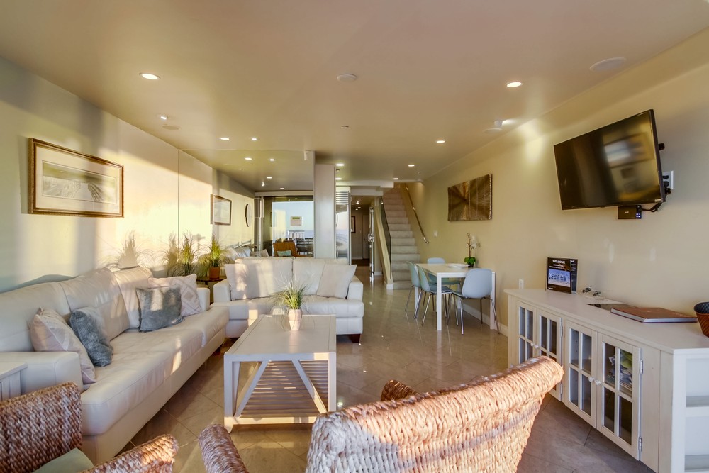 Virtual tour photo 52 of 95 for 3607 Ocean Front Walk