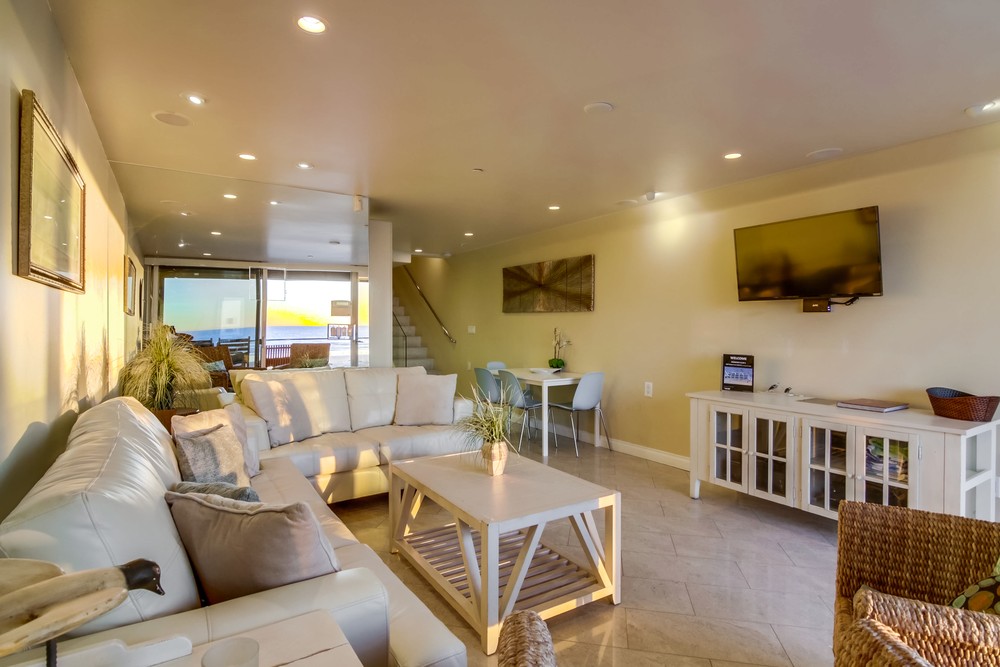 Virtual tour photo 53 of 95 for 3607 Ocean Front Walk