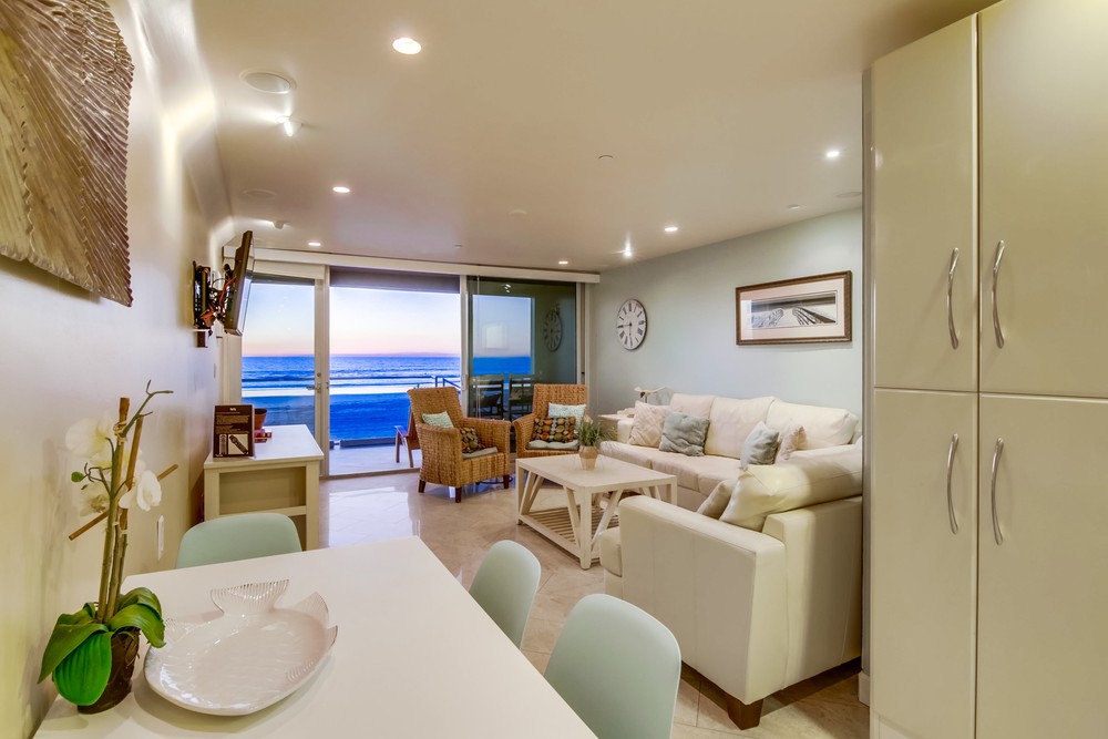 Virtual tour photo 59 of 95 for 3607 Ocean Front Walk