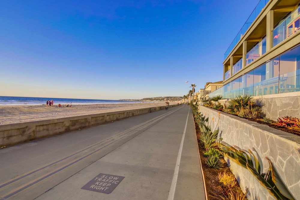 Virtual tour photo 82 of 95 for 3607 Ocean Front Walk