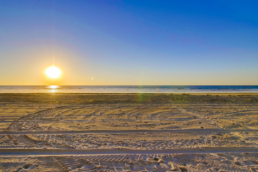 Virtual tour photo 85 of 95 for 3607 Ocean Front Walk