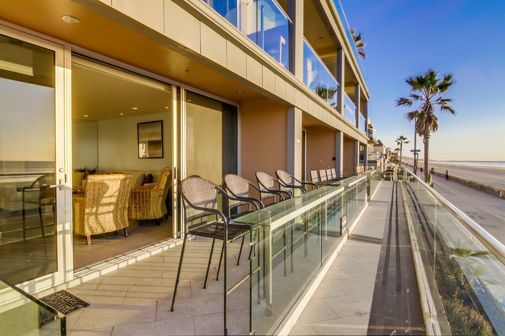 Virtual tour photo 88 of 95 for 3607 Ocean Front Walk