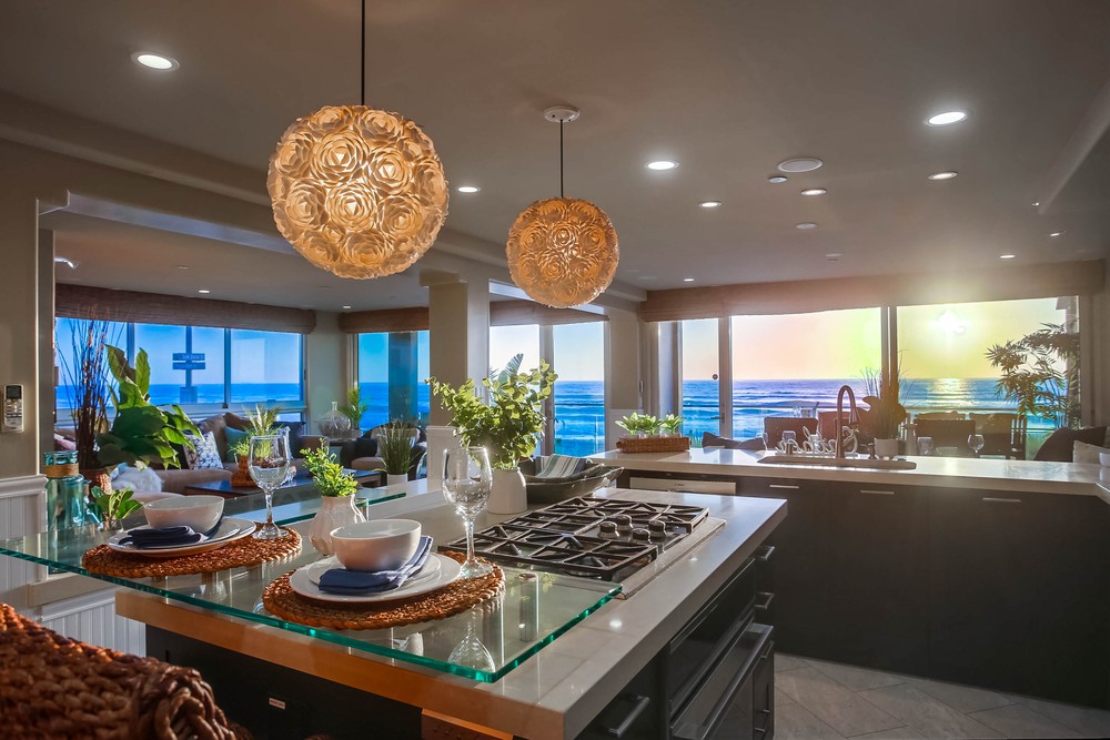 Virtual tour photo 10 of 38 for 3607 Ocean Front Walk