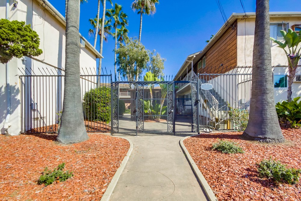 Virtual tour photo 6 of 36 for 3609 1/2 Billman St