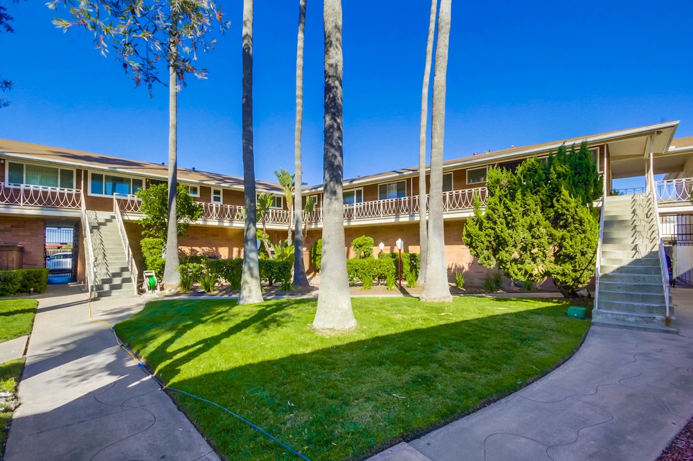 Virtual tour photo 9 of 36 for 3609 1/2 Billman St