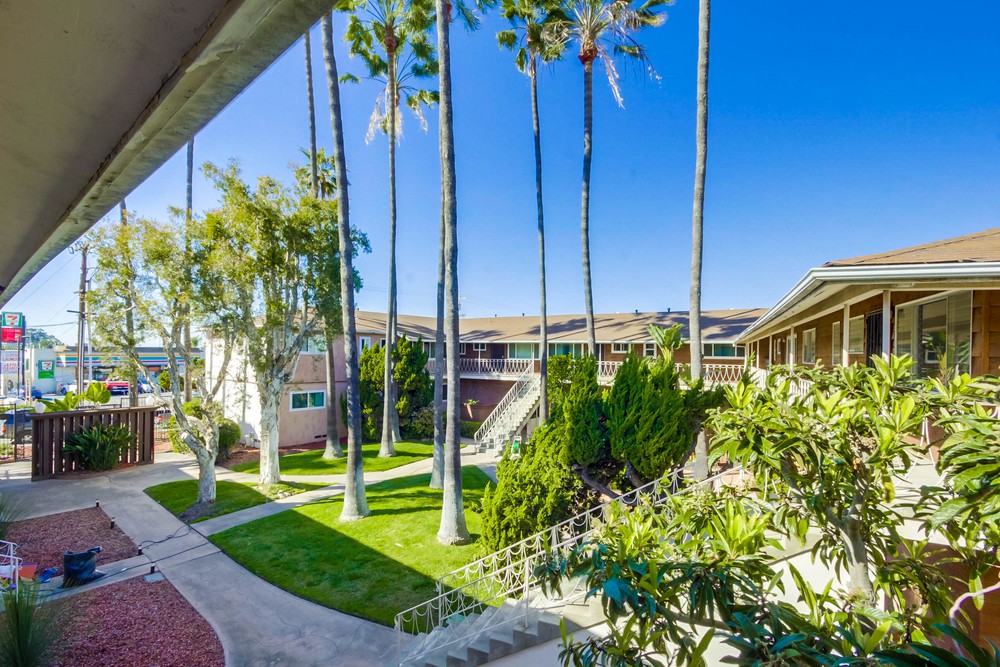 Virtual tour photo 13 of 36 for 3609 1/2 Billman St