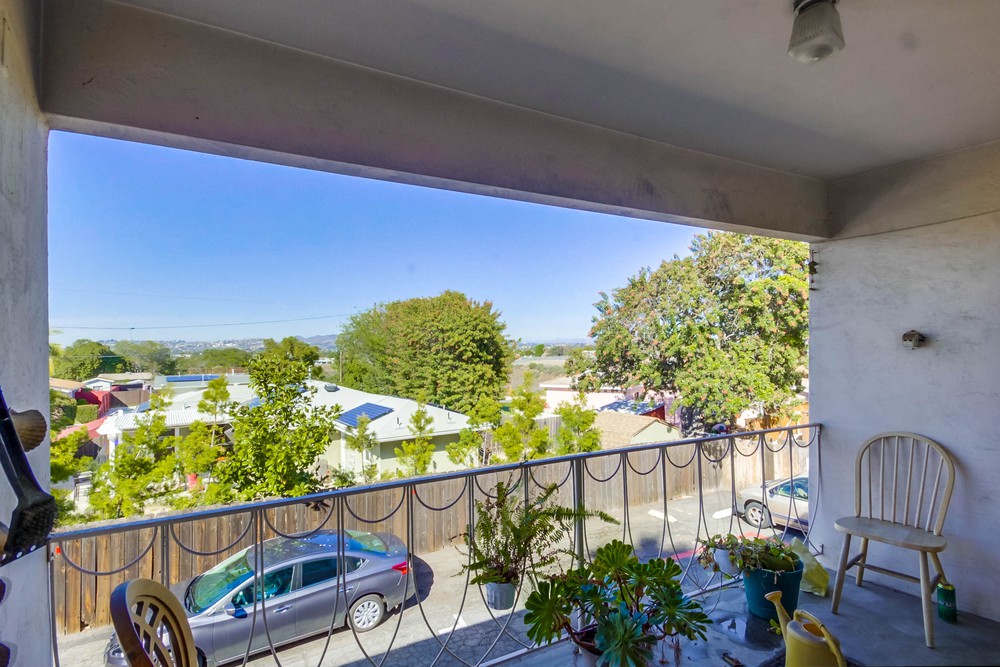 Virtual tour photo 31 of 36 for 3609 1/2 Billman St