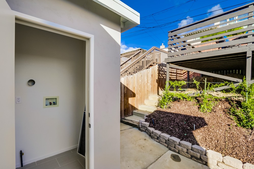 Virtual tour photo 34 of 45 for 3609 Ethan Allen Avenue