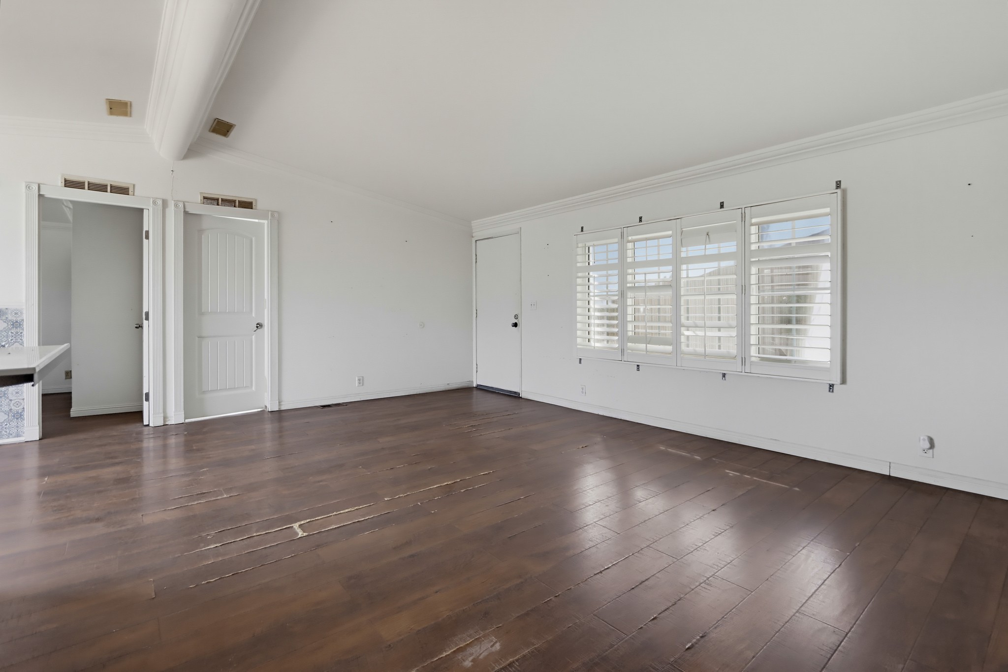 Virtual tour photo 8 of 45 for 361 Morehouse Pl