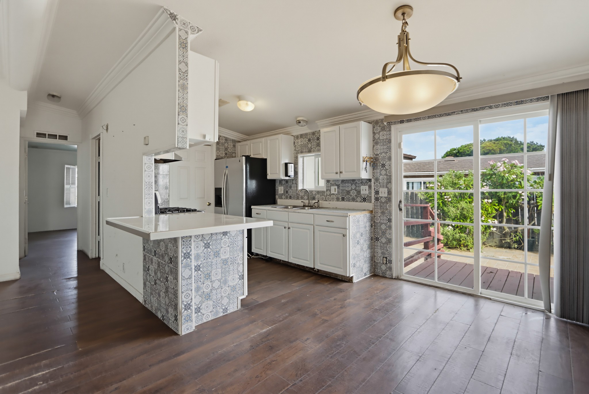 Virtual tour photo 9 of 45 for 361 Morehouse Pl
