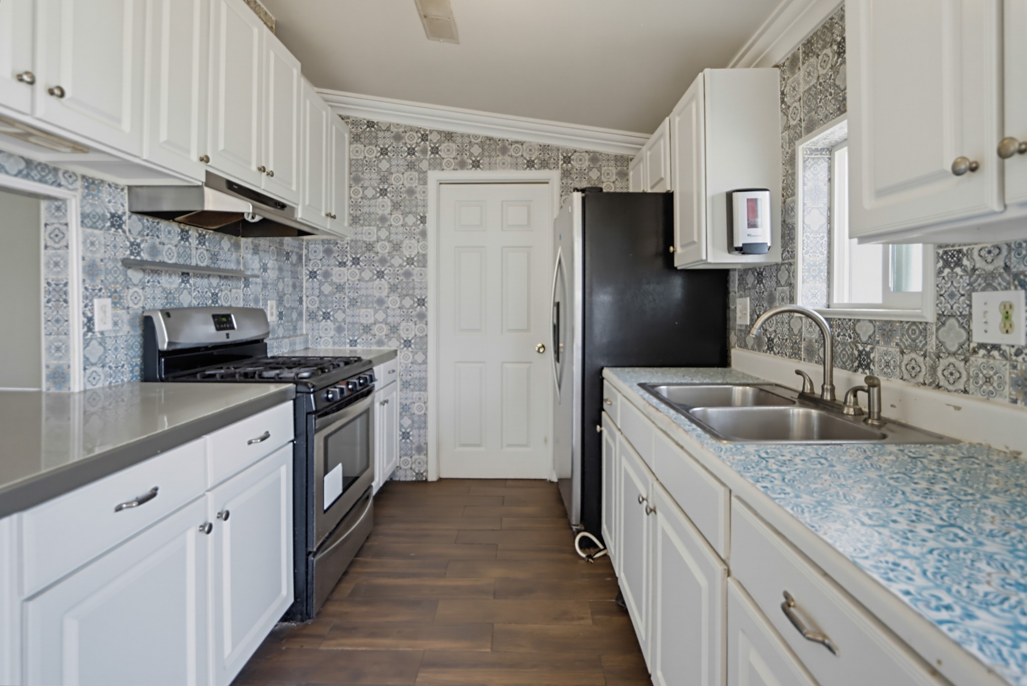 Virtual tour photo 13 of 45 for 361 Morehouse Pl