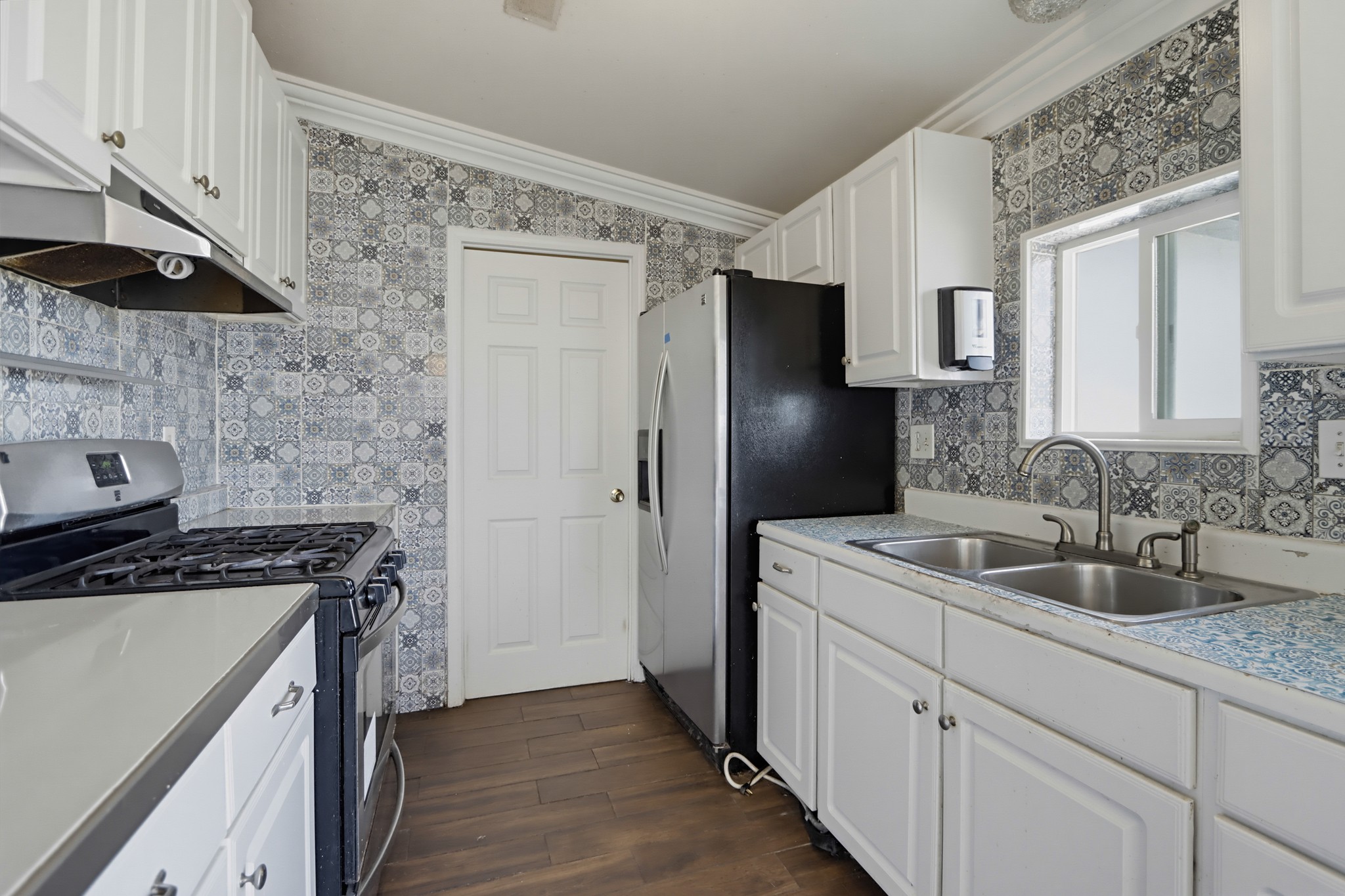 Virtual tour photo 14 of 45 for 361 Morehouse Pl