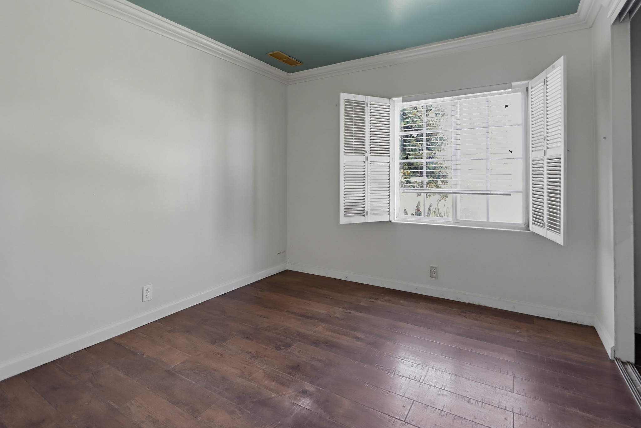 Virtual tour photo 23 of 45 for 361 Morehouse Pl