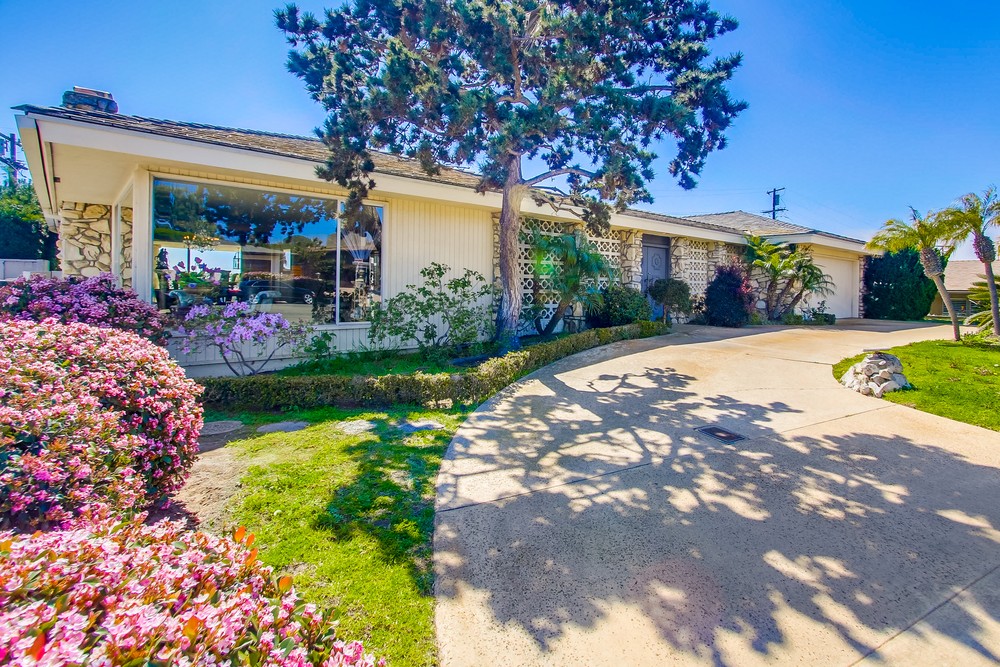 Virtual tour photo 5 of 79 for 3611 Fenelon St