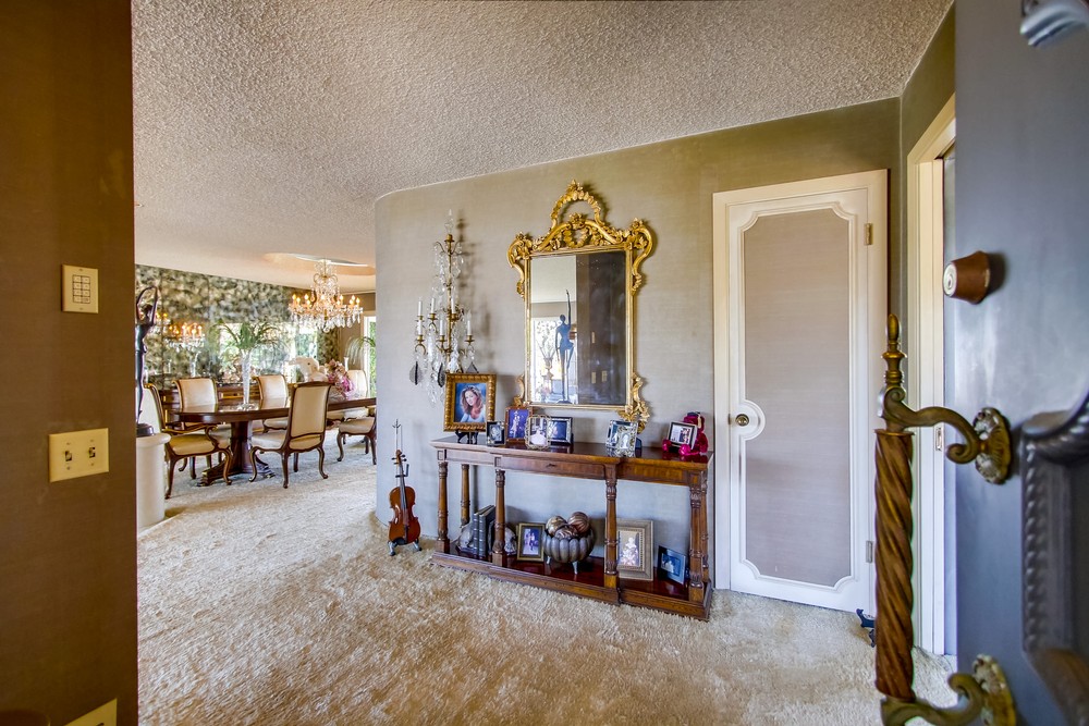 Virtual tour photo 16 of 79 for 3611 Fenelon St