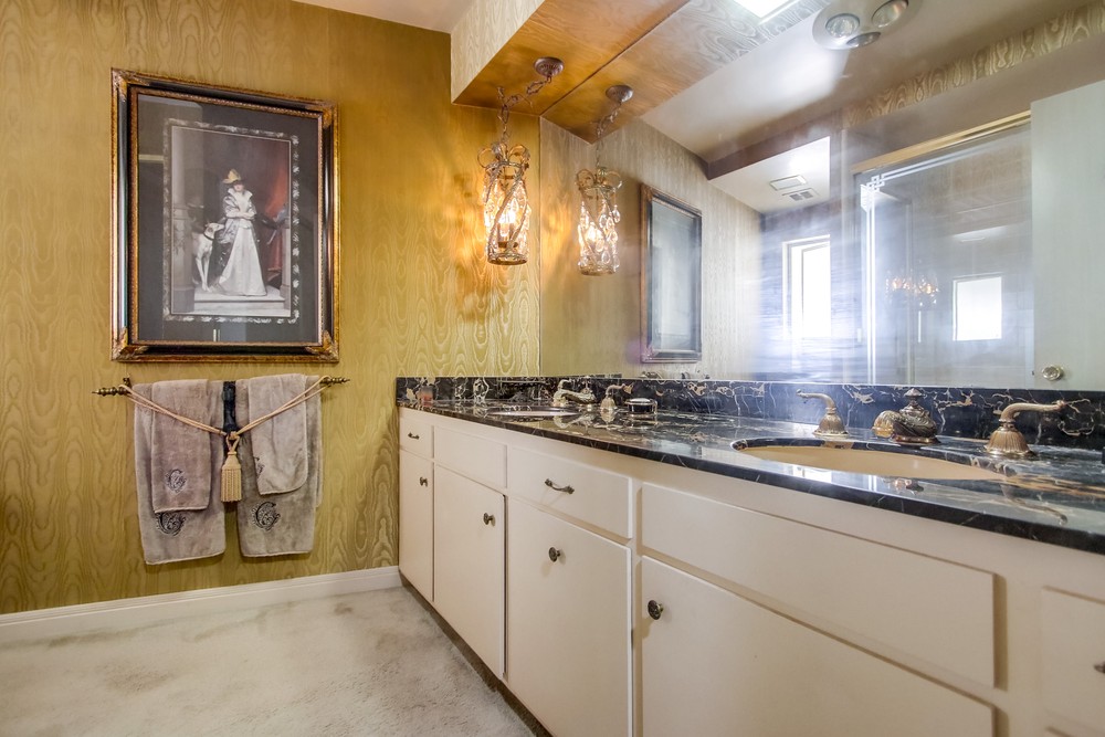 Virtual tour photo 53 of 79 for 3611 Fenelon St