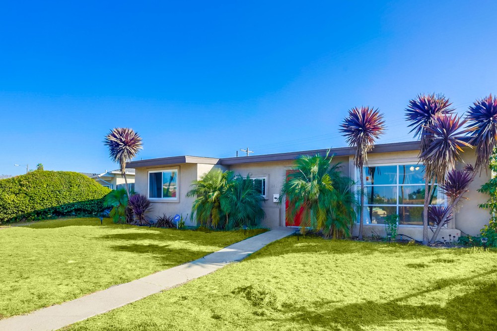 Virtual tour photo 3 of 23 for 3611 Florence St