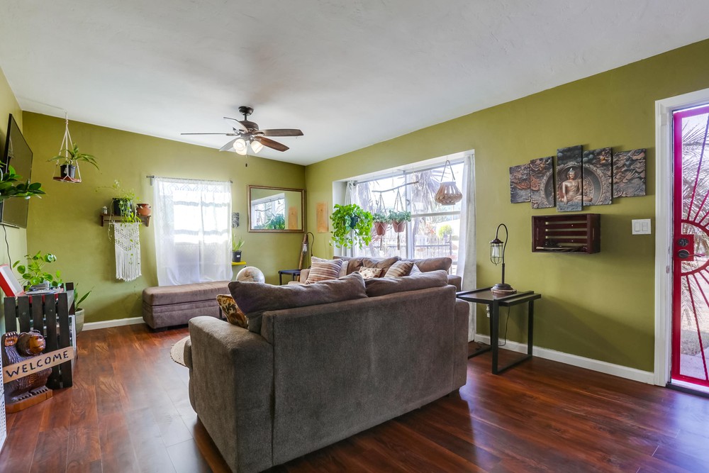 Virtual tour photo 7 of 23 for 3611 Florence St