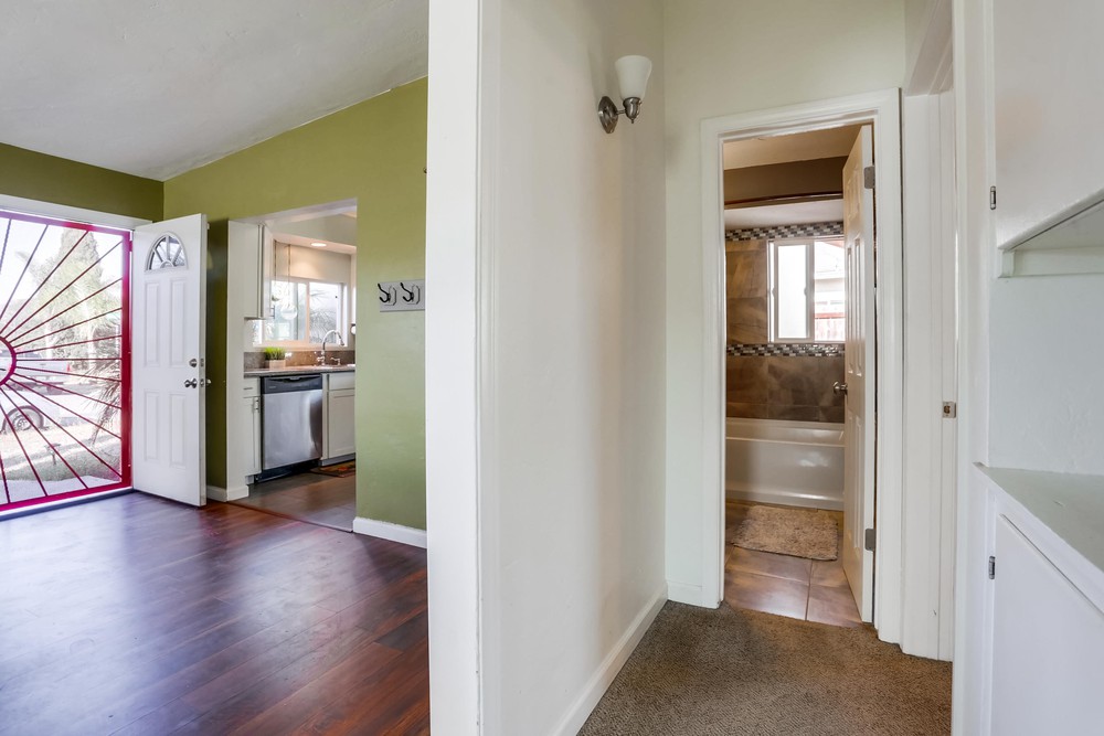 Virtual tour photo 14 of 23 for 3611 Florence St
