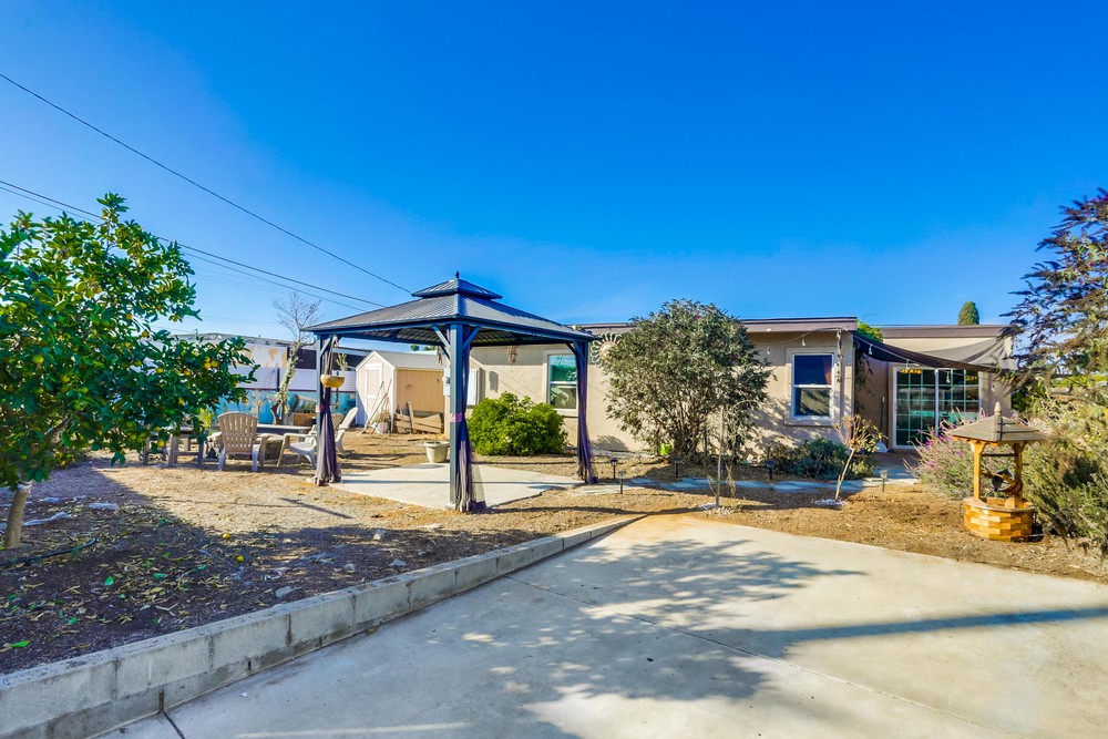 Virtual tour photo 21 of 23 for 3611 Florence St