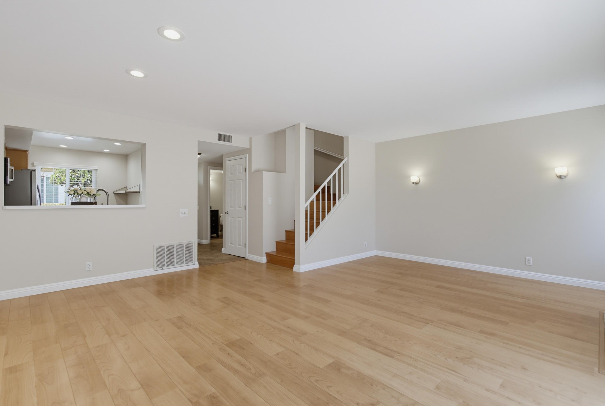 Virtual tour photo 8 of 43 for 3614 Caminito Carmel Landing