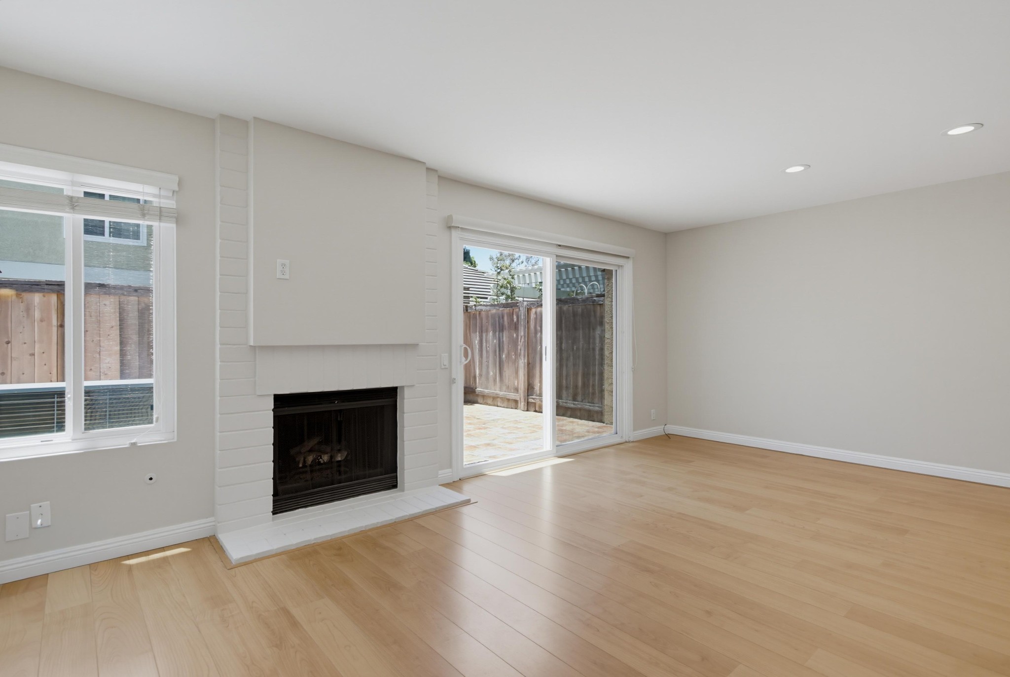 Virtual tour photo 10 of 43 for 3614 Caminito Carmel Landing