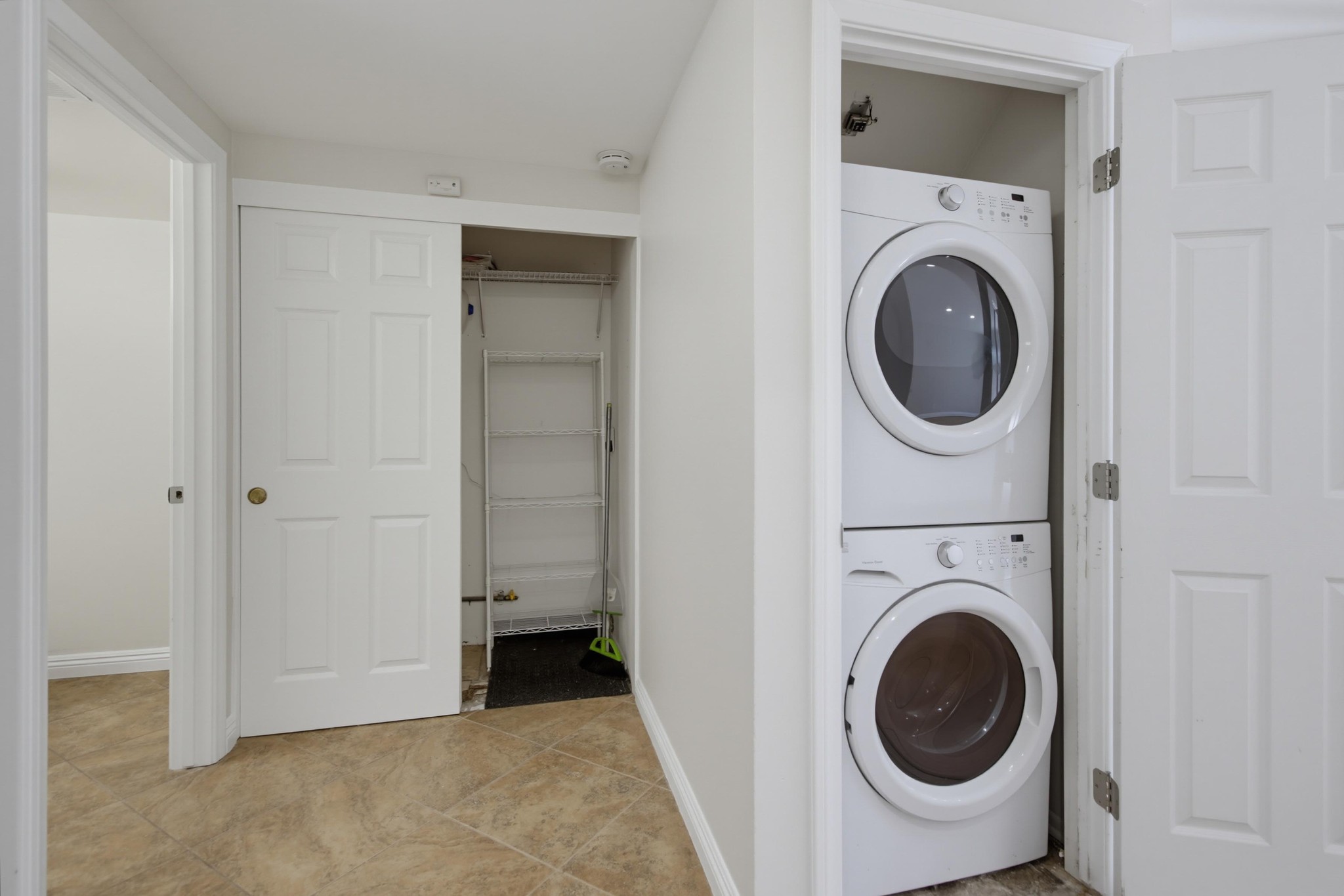 Virtual tour photo 17 of 43 for 3614 Caminito Carmel Landing