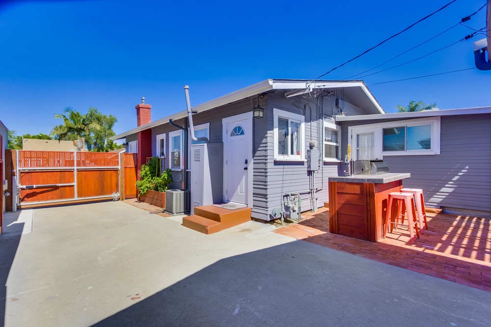 Virtual tour photo 25 of 31 for 3615 Arizona Street