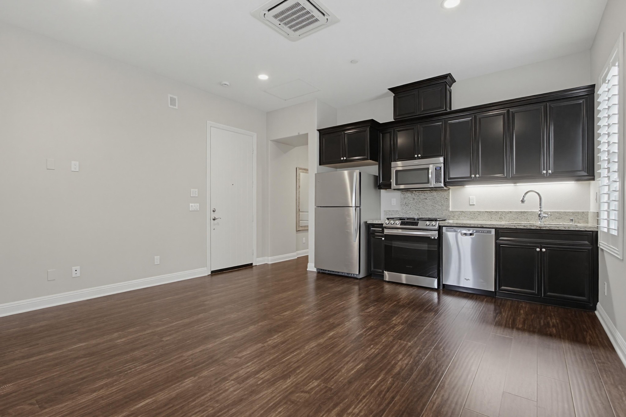 Virtual tour photo 4 of 6 for 3615 Corte Claro