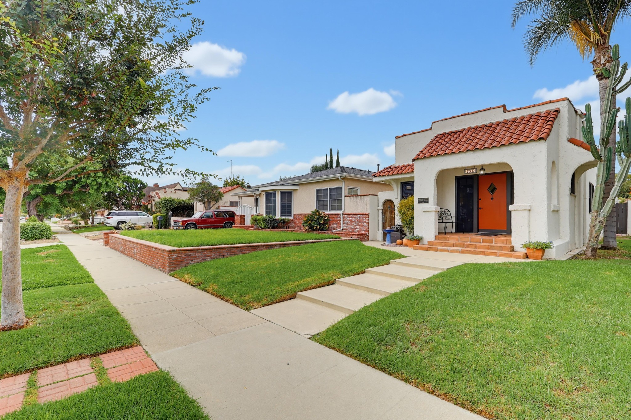Virtual tour photo 3 of 69 for 3615 Falcon Ave