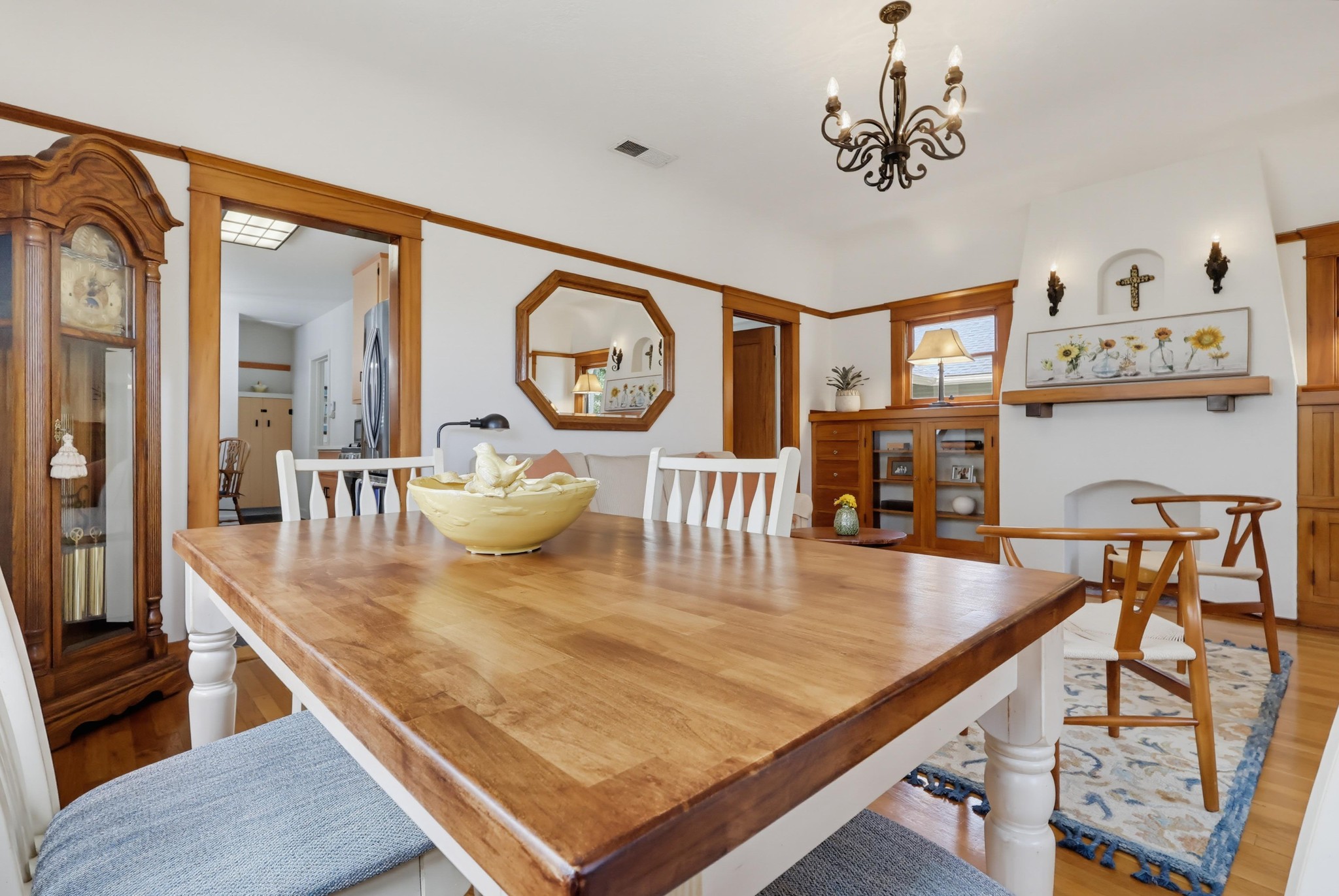 Virtual tour photo 15 of 69 for 3615 Falcon Ave