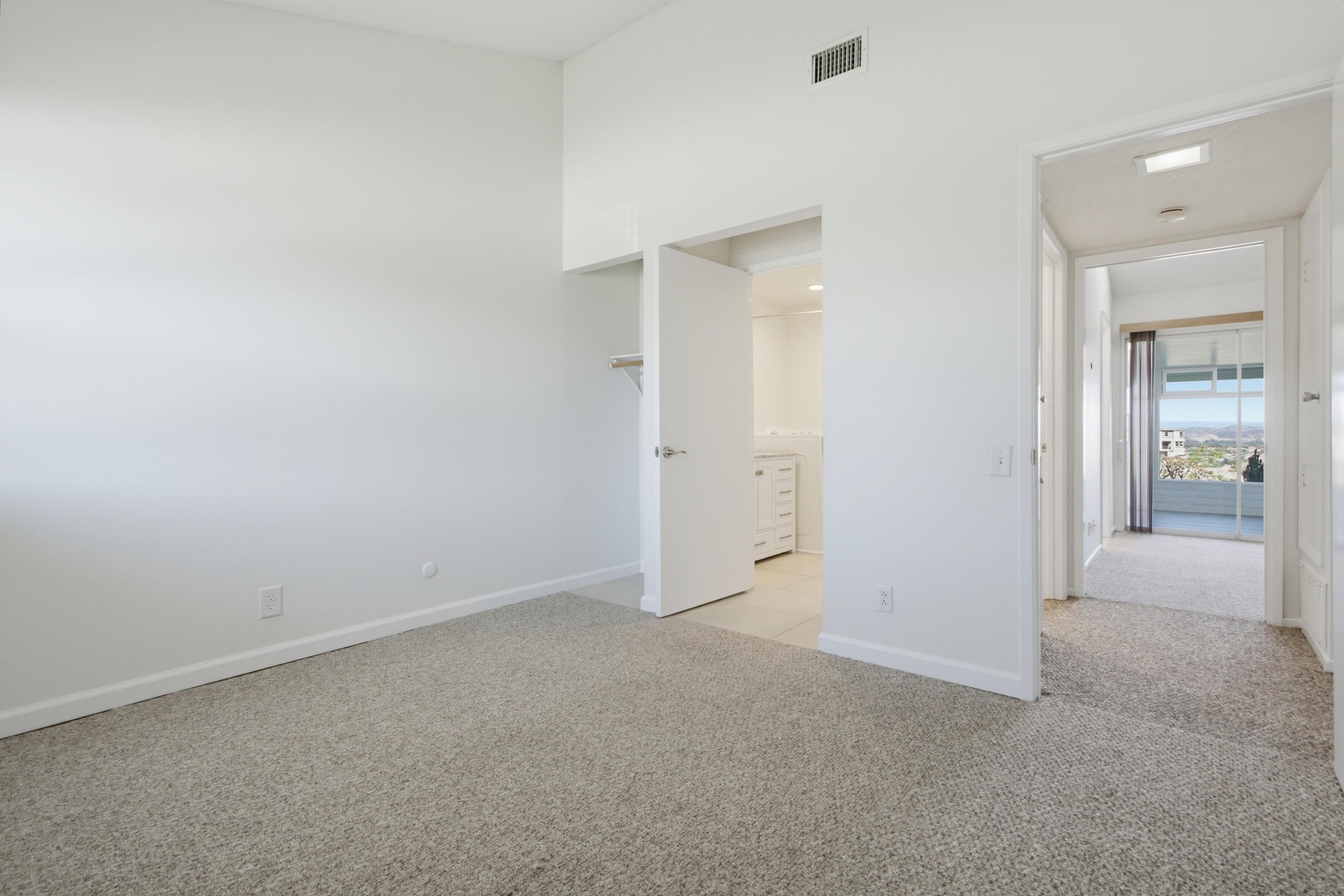 Virtual tour photo 25 of 62 for 3615 Vista Bella