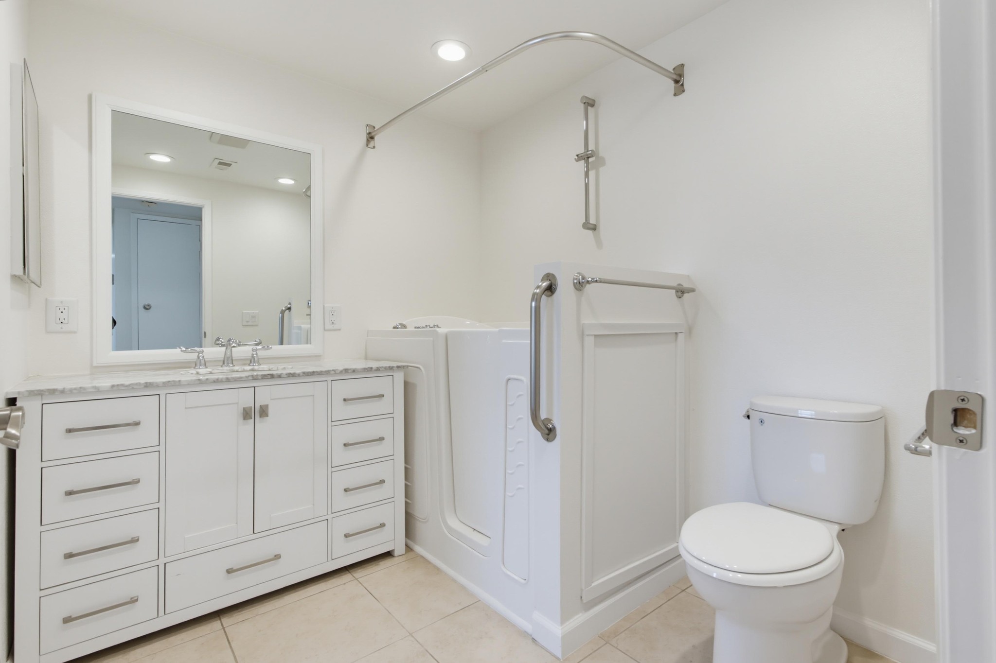 Virtual tour photo 27 of 62 for 3615 Vista Bella