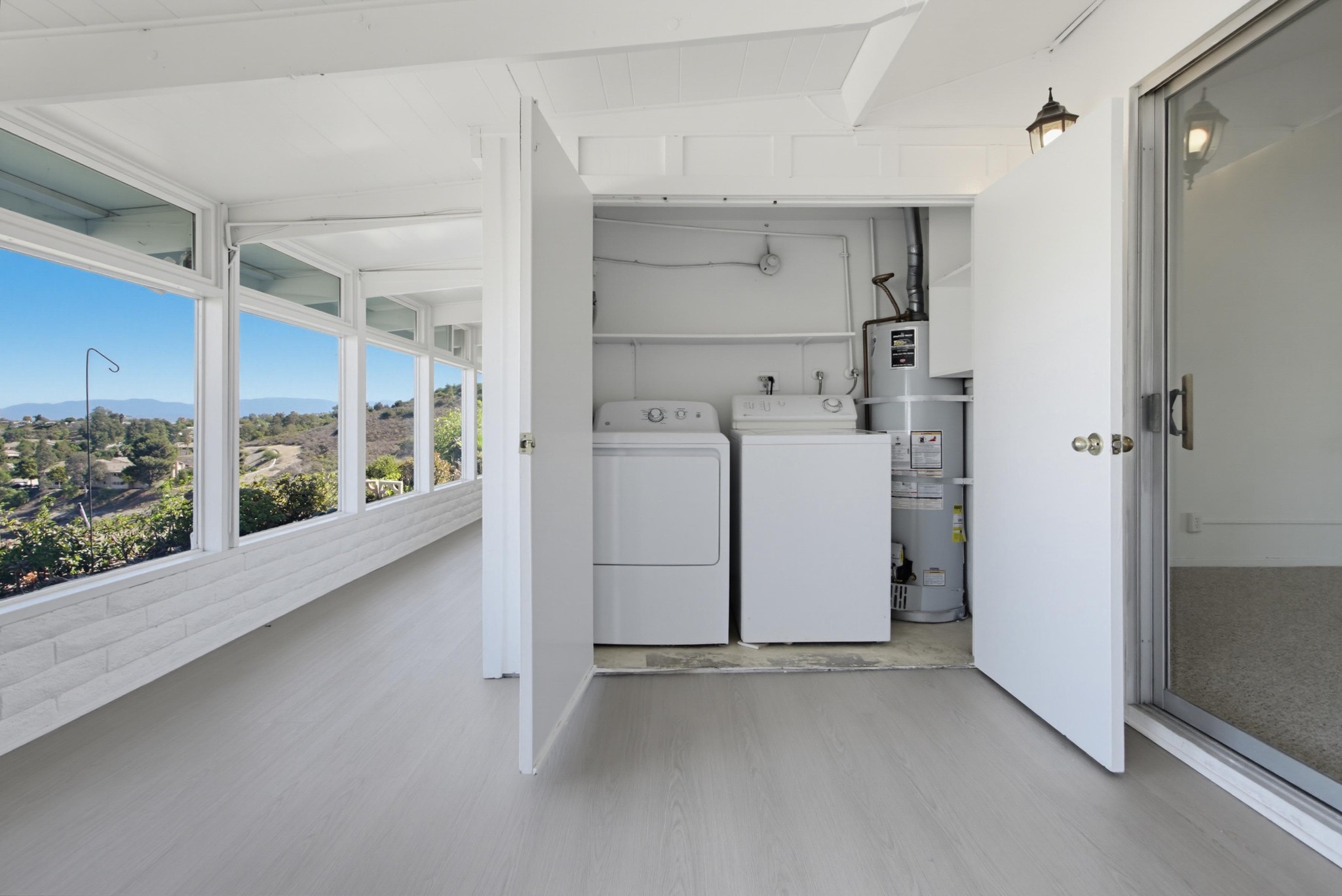 Virtual tour photo 37 of 62 for 3615 Vista Bella