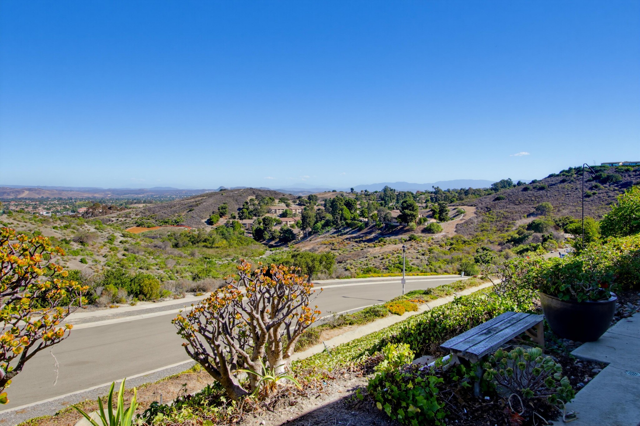 Virtual tour photo 47 of 62 for 3615 Vista Bella