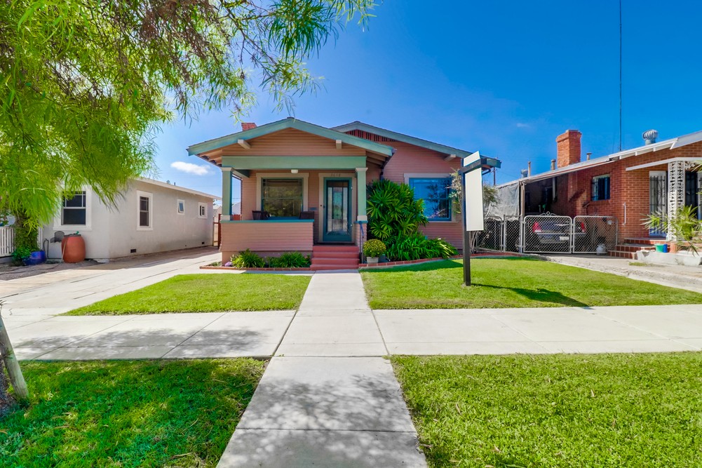 Virtual tour photo 1 of 48 for 3618 36th St