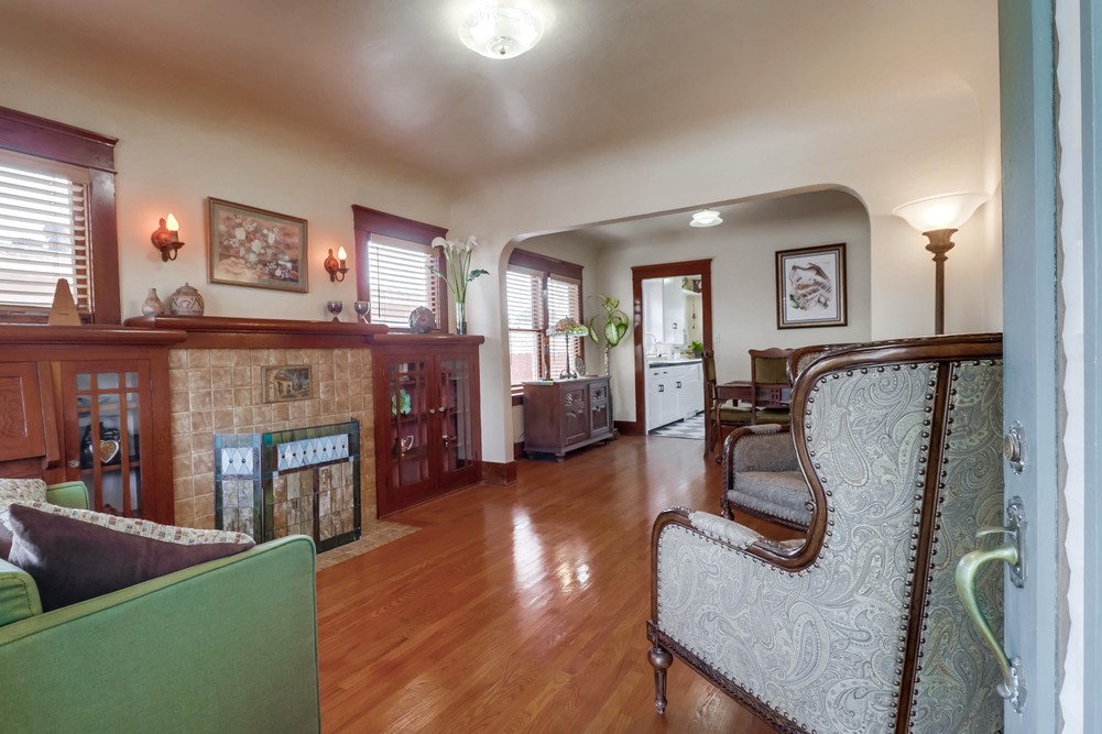 Virtual tour photo 7 of 48 for 3618 36th St