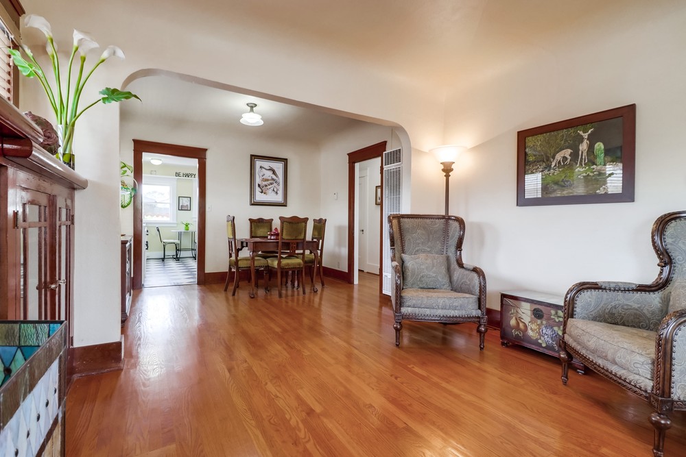 Virtual tour photo 9 of 48 for 3618 36th St