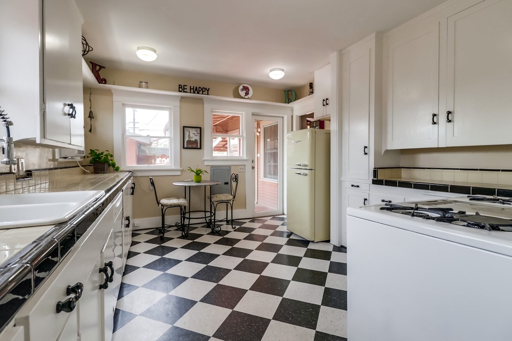 Virtual tour photo 16 of 48 for 3618 36th St