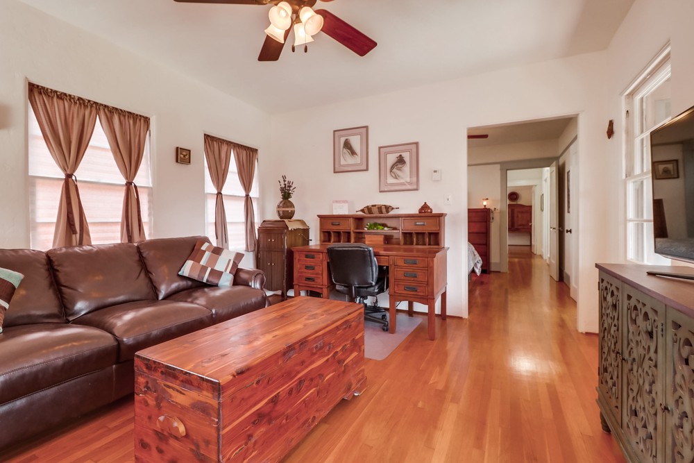 Virtual tour photo 30 of 48 for 3618 36th St