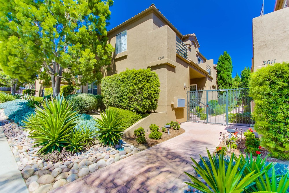 Virtual tour photo 4 of 38 for 3619 Florida Street #3