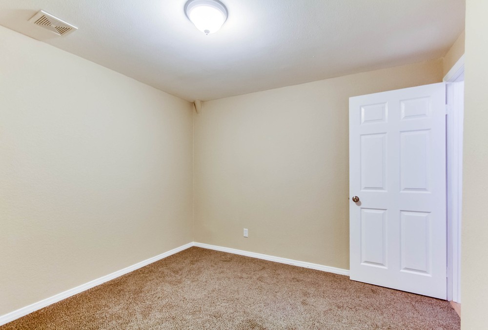 Virtual tour photo 35 of 38 for 3619 Florida Street #3