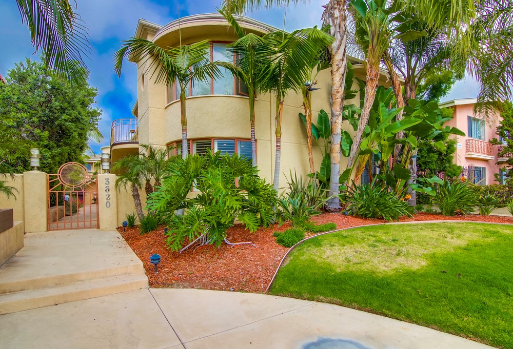 Virtual tour photo 3 of 27 for 3620 Park Blvd