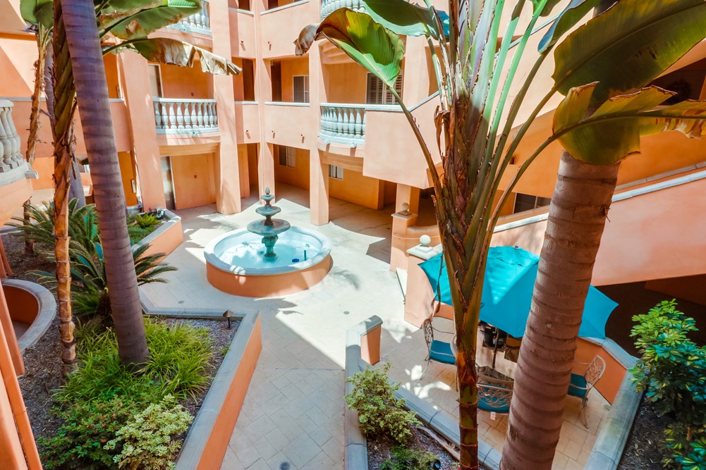 Virtual tour photo 6 of 27 for 3620 Third Ave UNIT 204