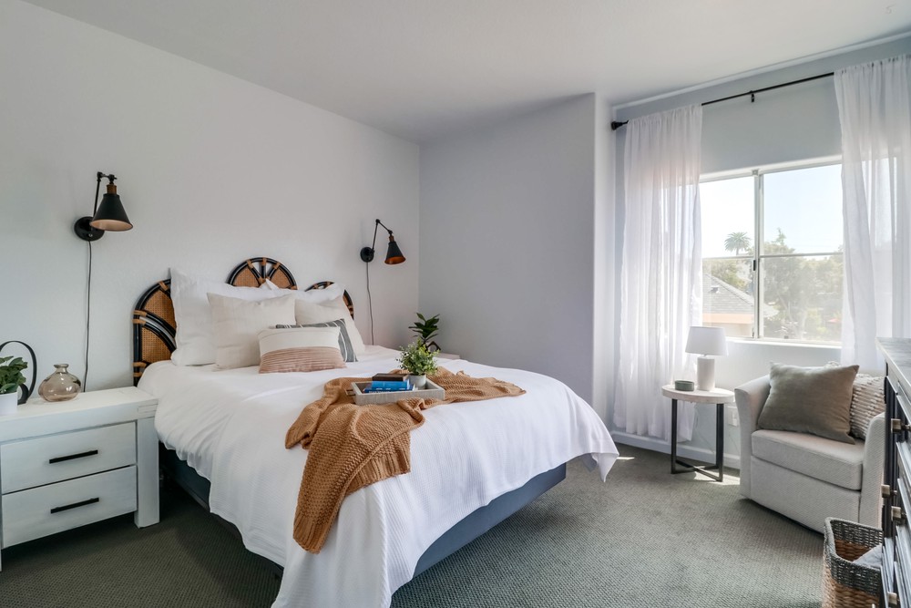 Virtual tour photo 19 of 27 for 3620 Third Ave UNIT 204