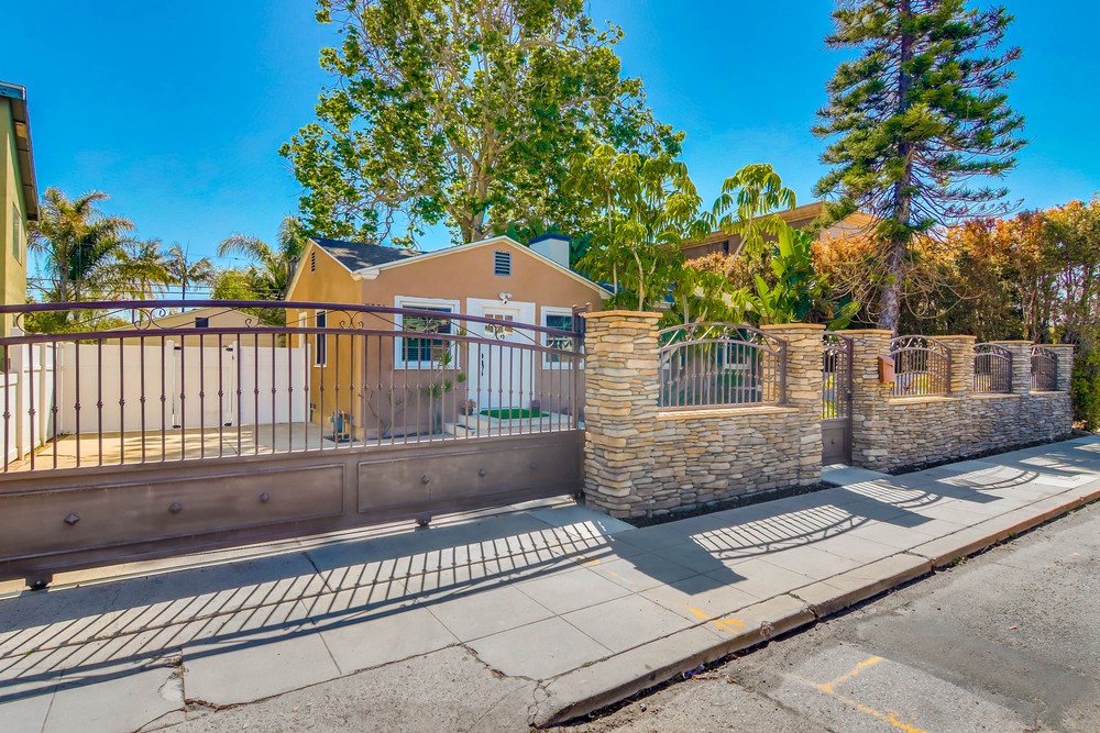 Virtual tour photo 1 of 73 for 3621 Ingraham St