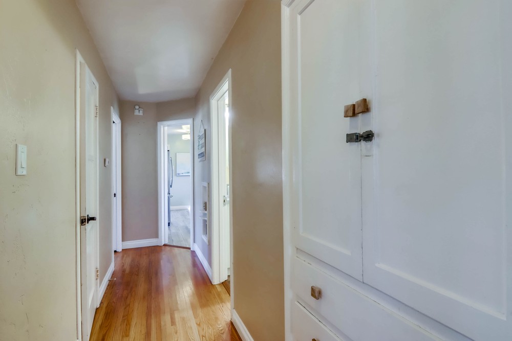 Virtual tour photo 27 of 73 for 3621 Ingraham St