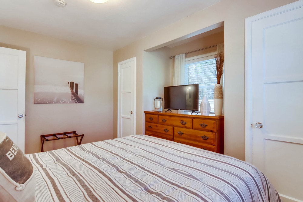 Virtual tour photo 30 of 73 for 3621 Ingraham St