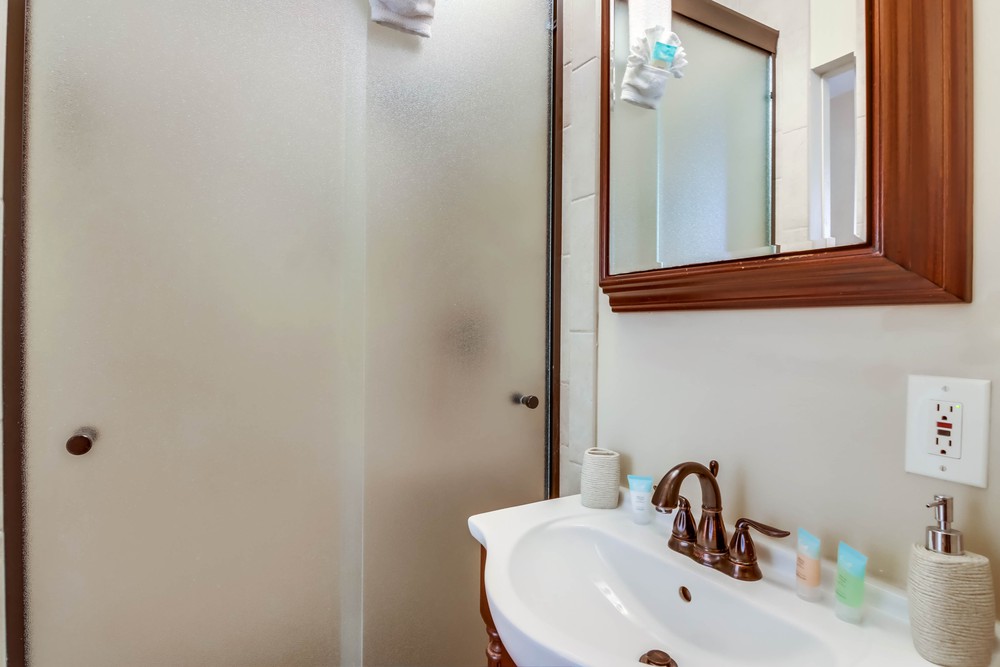 Virtual tour photo 32 of 73 for 3621 Ingraham St