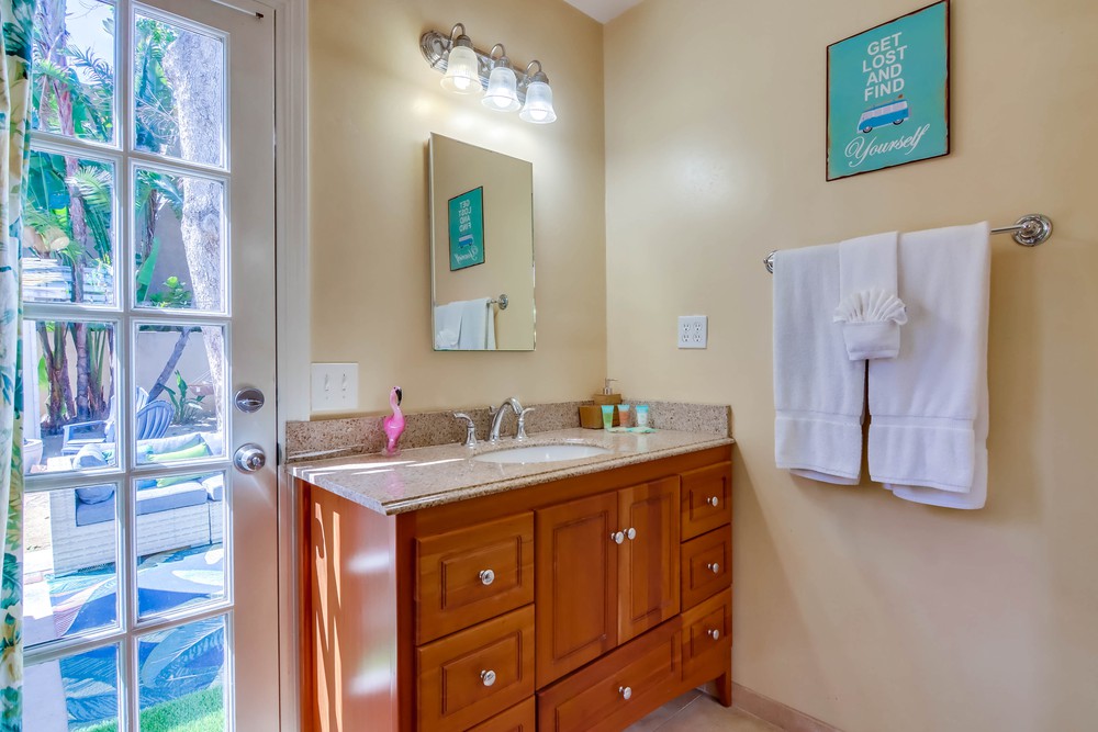 Virtual tour photo 72 of 73 for 3621 Ingraham St
